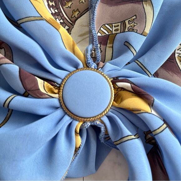 Vintage Light Blue Scarf with Heraldic Design and Button Detail - Picture 4 of 5